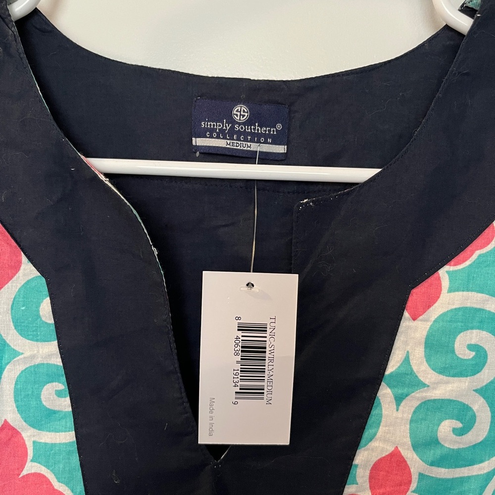 NWT Blue, Pink, and White Simply Southern 3/4 Sleeve Tunic Blouse Size: M - Picture 2 of 4
